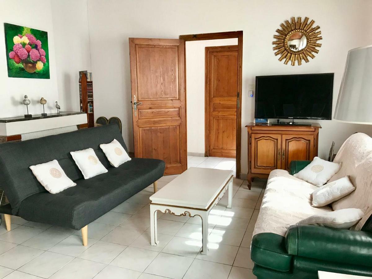 Apartment The Yellow House Perpignan